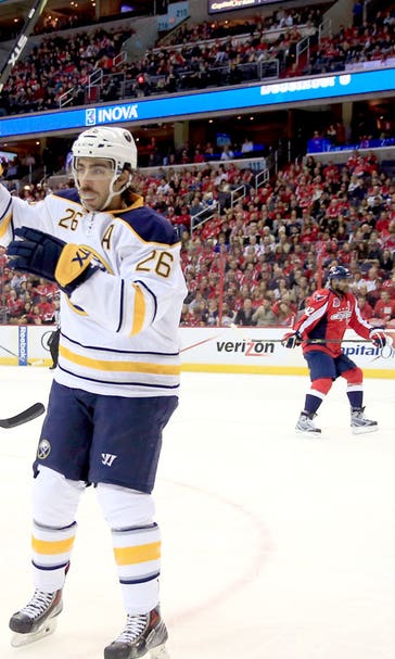 Mitchell's goal in third breaks tie, lifts Sabres past Capitals